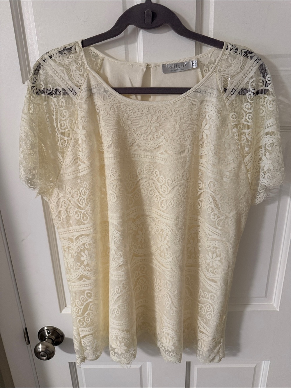 Solitaire Romantic Cream Floral Lace Overlay Short Sleeve Lined Blouse Top 1X